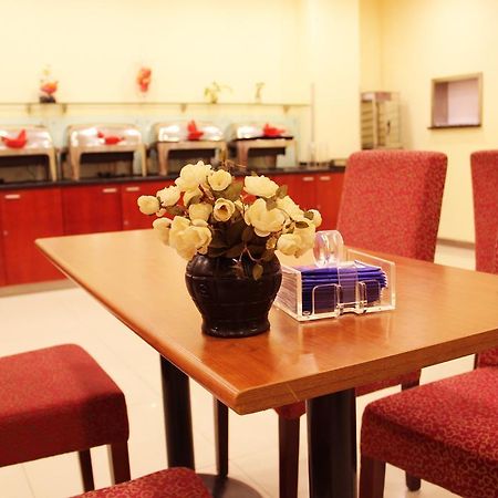 Hanting Hotel Shanghai South Railway Station Luoxiang Road Branch Dış mekan fotoğraf